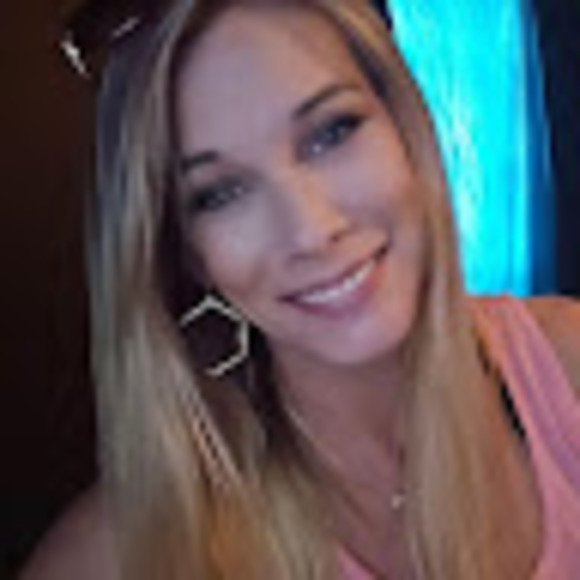 Meet your Posher, Dorothy - Picture 1 of 1